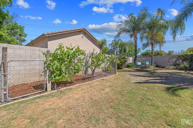 11305 Andretti, Bakersfield, CA 93312