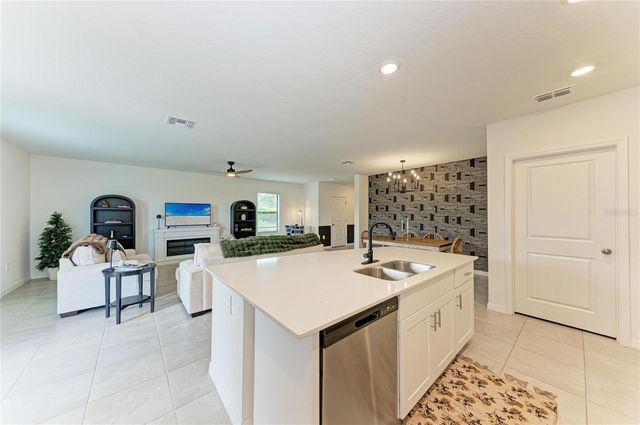 9175 TEQUILA SUNRISE DRIVE, Sarasota, FL 34241