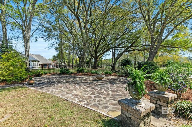 204 S Tee Drive, Fairhope, AL 36532