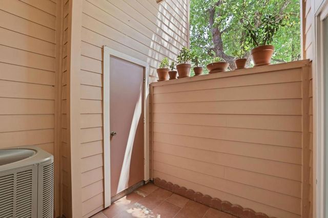 5320 Borneo Circle, San Jose, CA 95123
