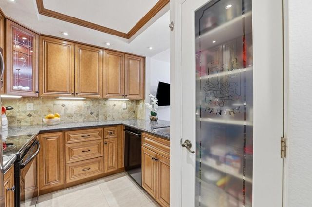 5320 Borneo Circle, San Jose, CA 95123