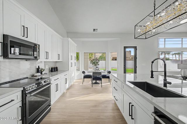 4055 N RECKER Road 51, Mesa, AZ 85215