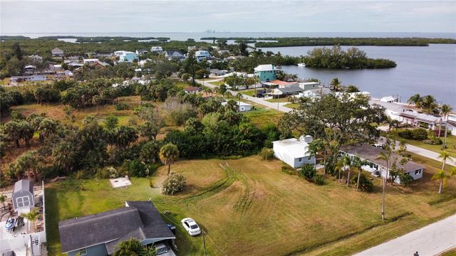 CANAL, Ruskin, FL 33570