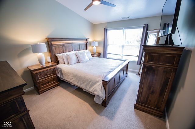 6735 W Odessa Way, Mccordsville, IN 46055
