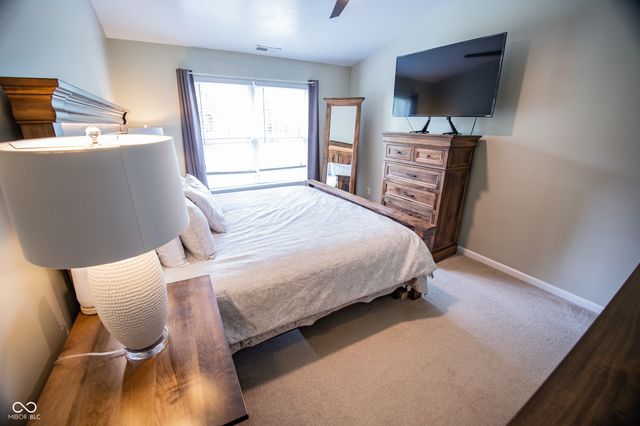 6735 W Odessa Way, Mccordsville, IN 46055