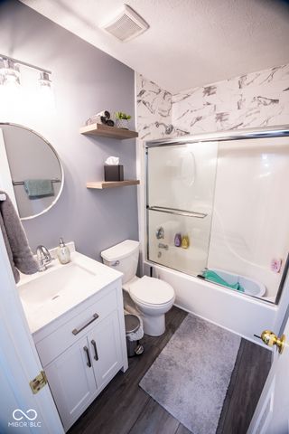 6735 W Odessa Way, Mccordsville, IN 46055