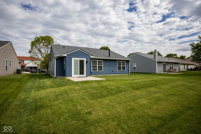6735 W Odessa Way, Mccordsville, IN 46055