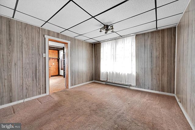 10 E GRAND AVE, Tower City, PA 17980