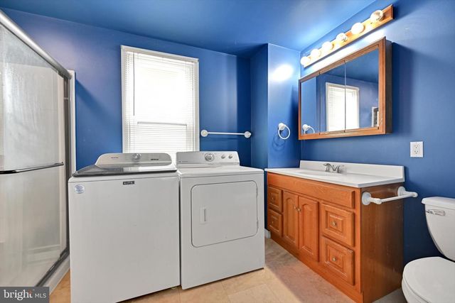 10 E GRAND AVE, Tower City, PA 17980