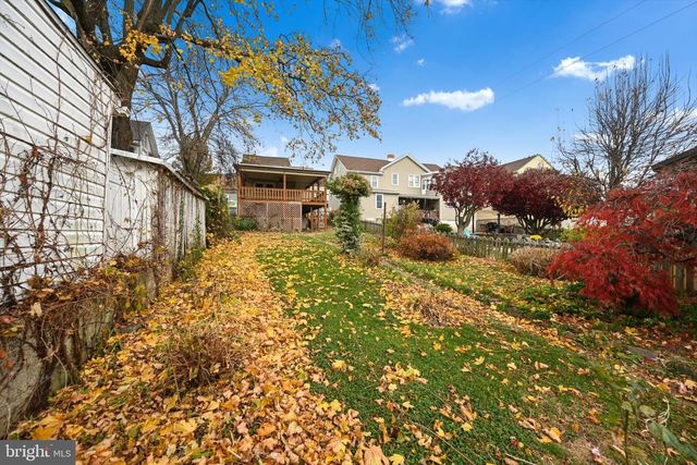 10 E GRAND AVE, Tower City, PA 17980