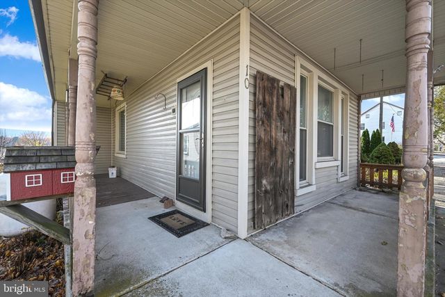 10 E GRAND AVE, Tower City, PA 17980