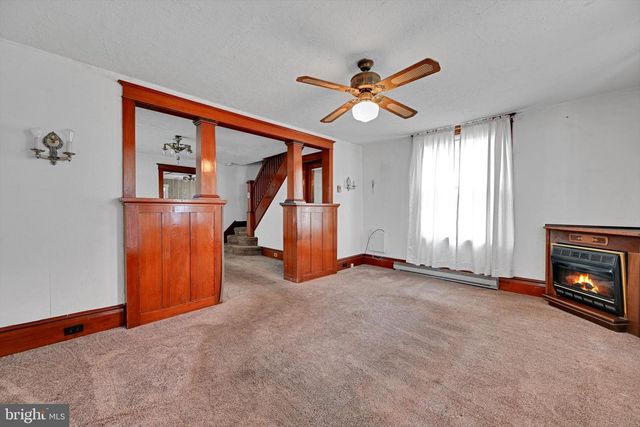 10 E GRAND AVE, Tower City, PA 17980