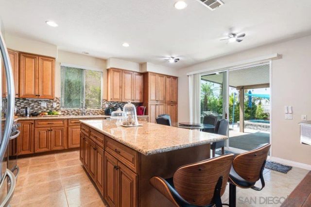 15325 E La Casa Dr, Moreno Valley, CA 92555
