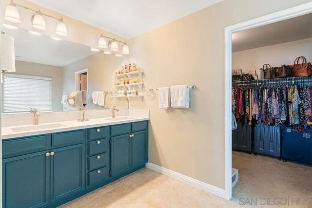 15325 E La Casa Dr, Moreno Valley, CA 92555