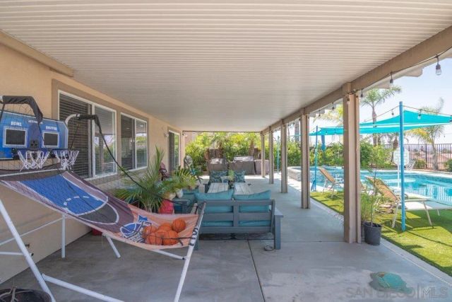 15325 E La Casa Dr, Moreno Valley, CA 92555