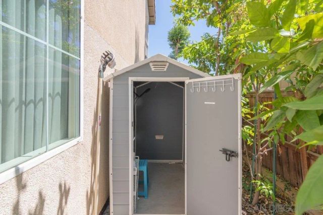 15325 E La Casa Dr, Moreno Valley, CA 92555