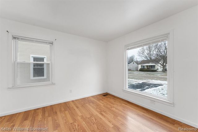 3144 Bart Avenue, Warren, MI 48091