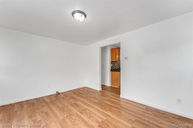 3144 Bart Avenue, Warren, MI 48091