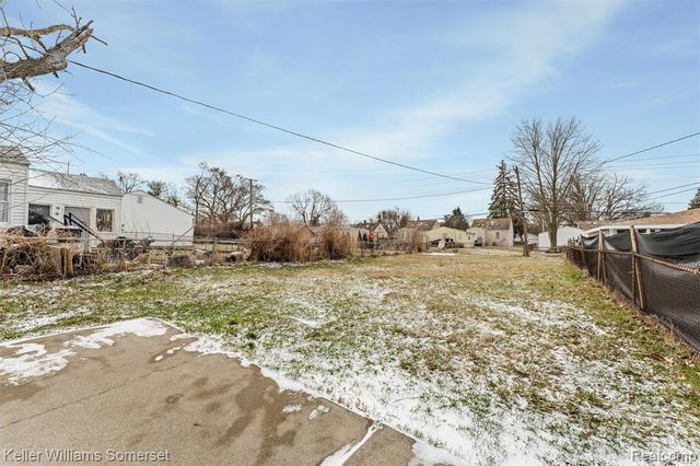 3144 Bart Avenue, Warren, MI 48091