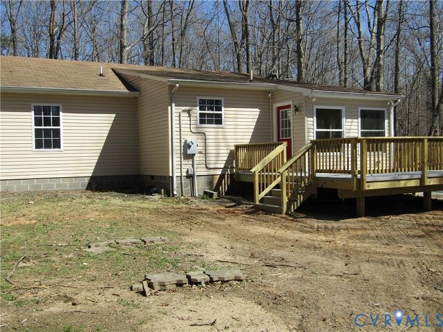 5705 Community House Rd, Columbia, VA 23038