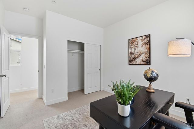 1612 Rose Clover St, Santa Rosa, CA 95403