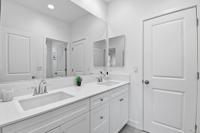 1612 Rose Clover St, Santa Rosa, CA 95403