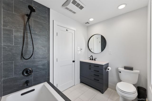 20 Westbridge Drive, Babylon, NY 11702