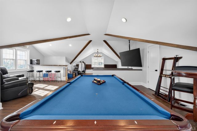 20 Westbridge Drive, Babylon, NY 11702