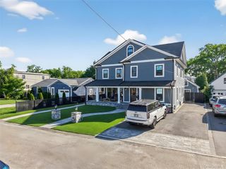 20 Westbridge Drive, Babylon, NY 11702