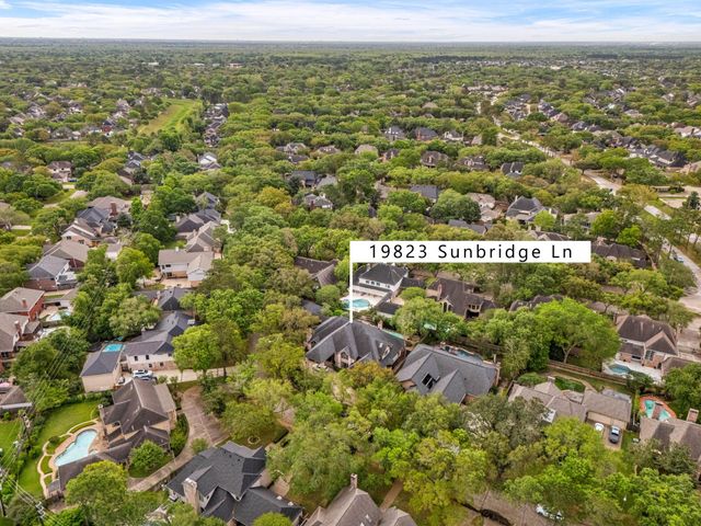 19823 Sunbridge Lane, Houston, TX 77094