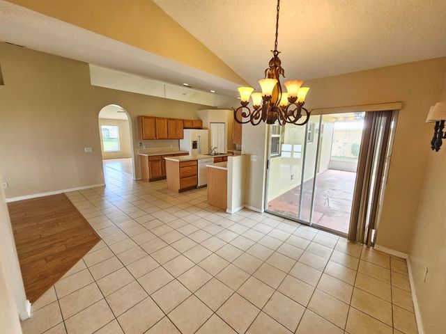 2510 SW Chestnut Lane, Port St Lucie, FL 34953