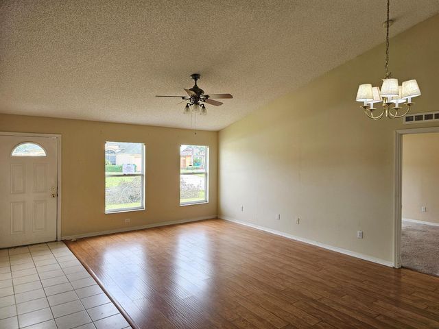 2510 SW Chestnut Lane, Port St Lucie, FL 34953