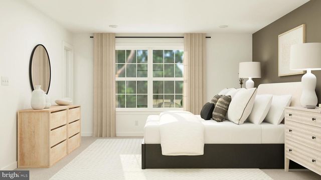 11 OLD SCHOOL HOUSE RD, Sicklerville, NJ 08081