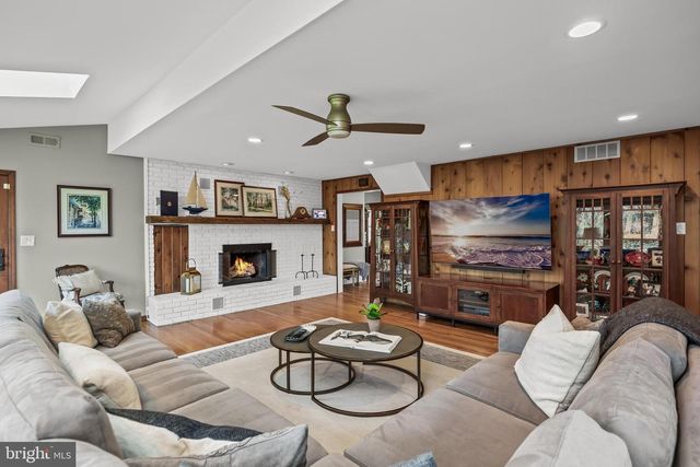 169 ALGONQUIN TRL, Medford Lakes, NJ 08055
