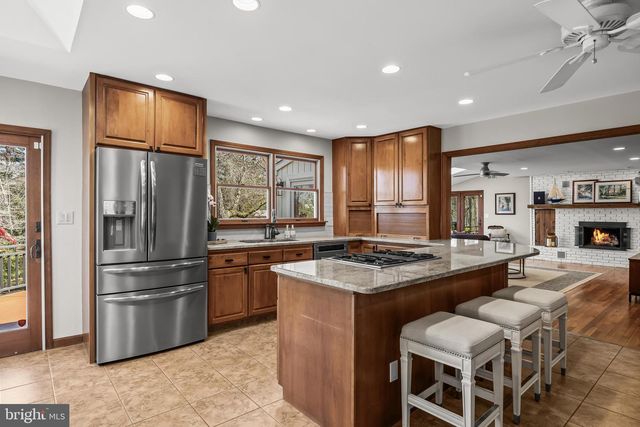 169 ALGONQUIN TRL, Medford Lakes, NJ 08055