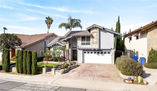 66 Hunter Point, Phillips Ranch, CA 91766
