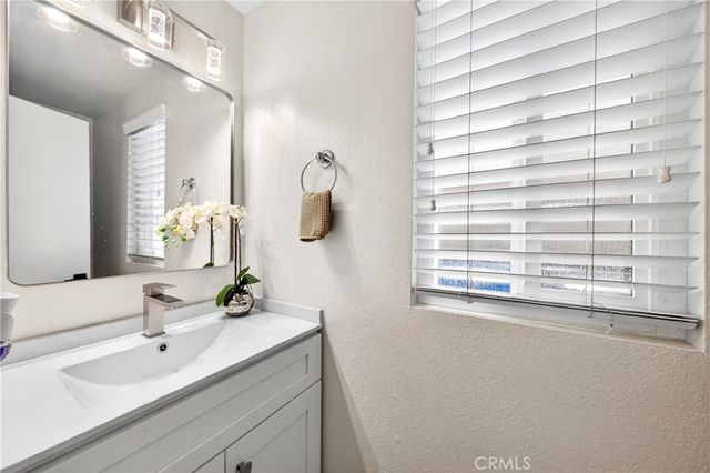 66 Hunter Point, Phillips Ranch, CA 91766