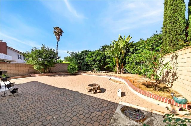 66 Hunter Point, Phillips Ranch, CA 91766