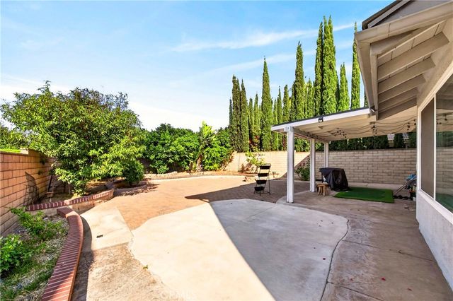 66 Hunter Point, Phillips Ranch, CA 91766