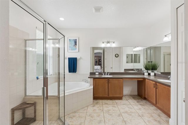 3704 EAGLE ISLE CIRCLE, Kissimmee, FL 34746