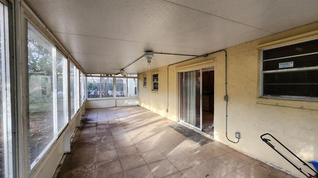 1207 Hatteras Circle, Greenacres, FL 33413