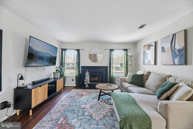 11016 SENTRY RIDGE RD, Manassas, VA 20109