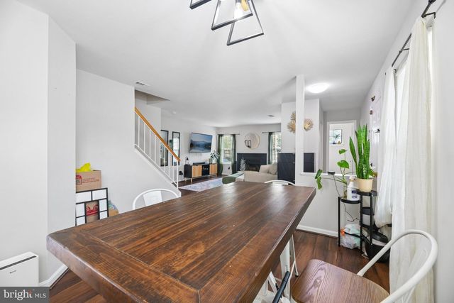 11016 SENTRY RIDGE RD, Manassas, VA 20109