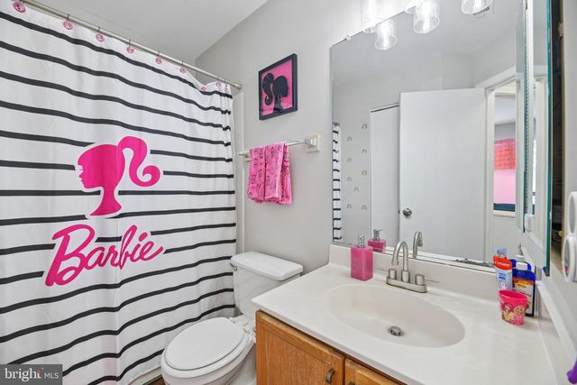 11016 SENTRY RIDGE RD, Manassas, VA 20109