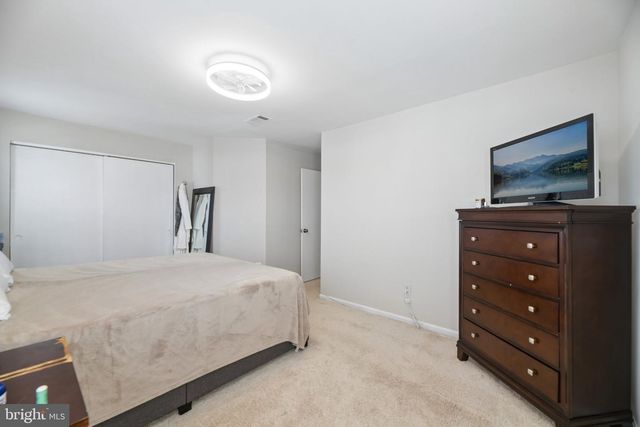 11016 SENTRY RIDGE RD, Manassas, VA 20109