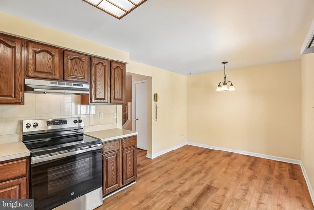 2010 WINTERGREEN PL, Baltimore, MD 21237