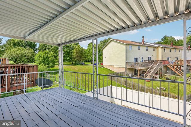 2010 WINTERGREEN PL, Baltimore, MD 21237