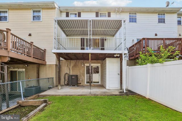 2010 WINTERGREEN PL, Baltimore, MD 21237