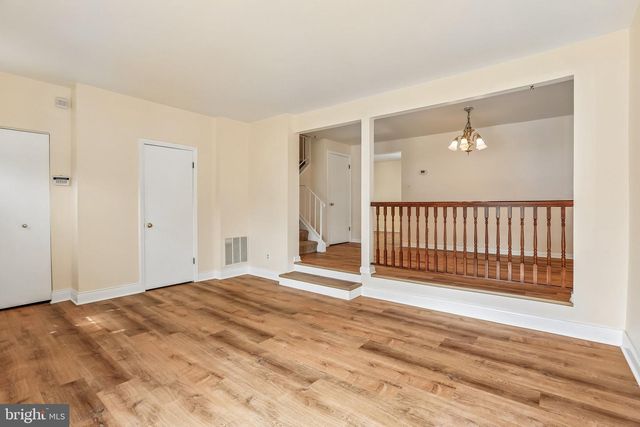 2010 WINTERGREEN PL, Baltimore, MD 21237