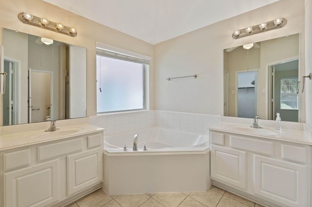 166 April Cove, Conroe, TX 77356